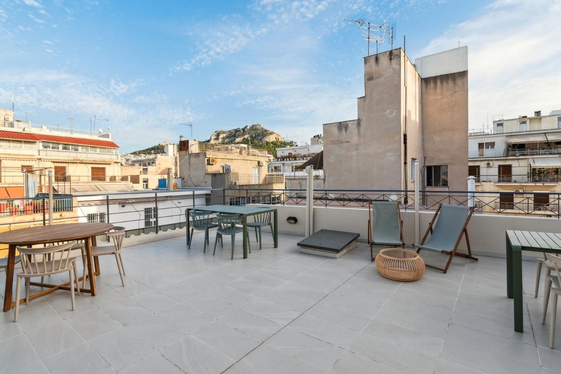 Limehome Athens Solonos City Center Kültér fotó