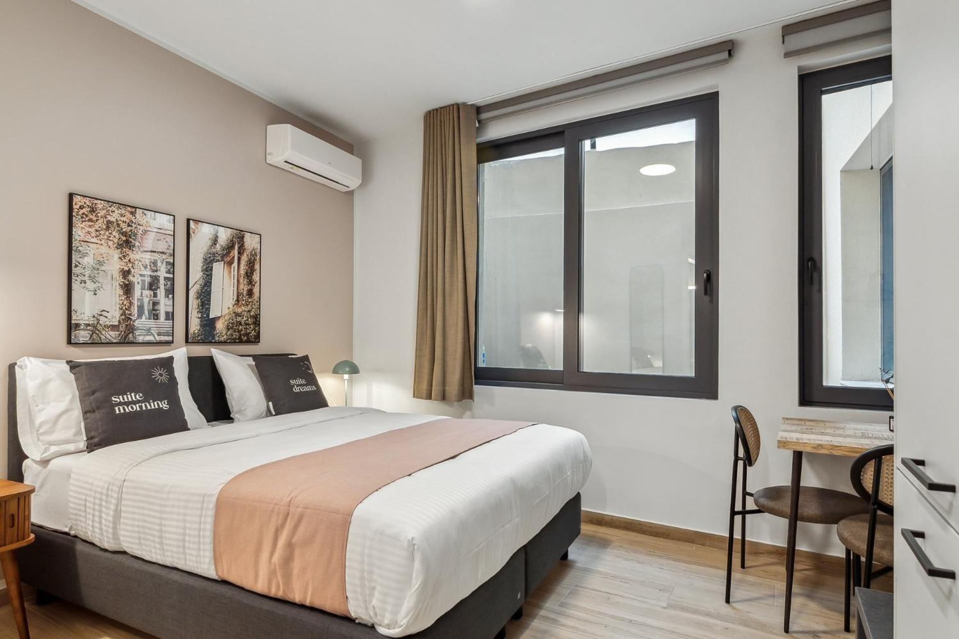 Limehome Athens Solonos City Center Kültér fotó