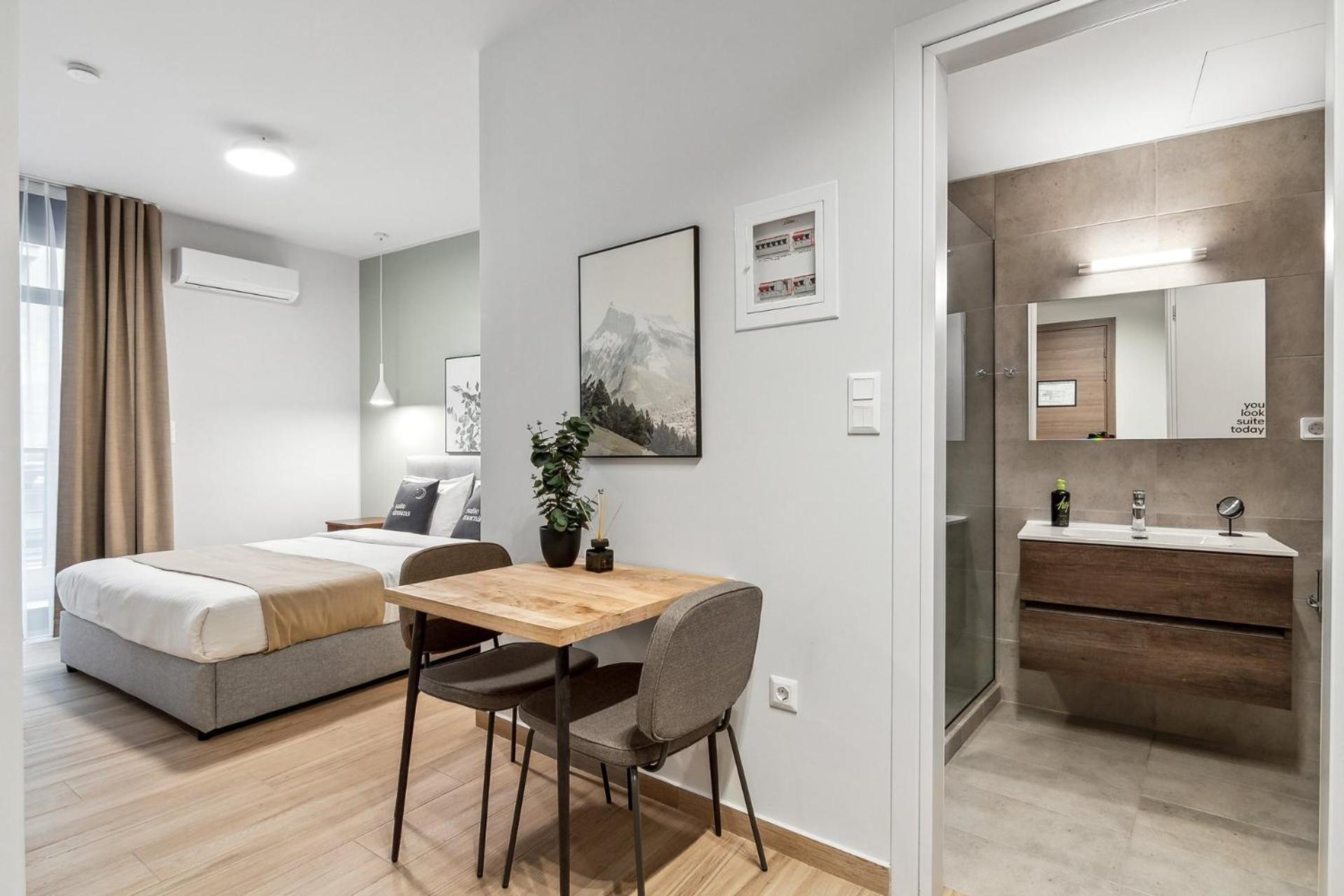 Limehome Athens Solonos City Center Kültér fotó