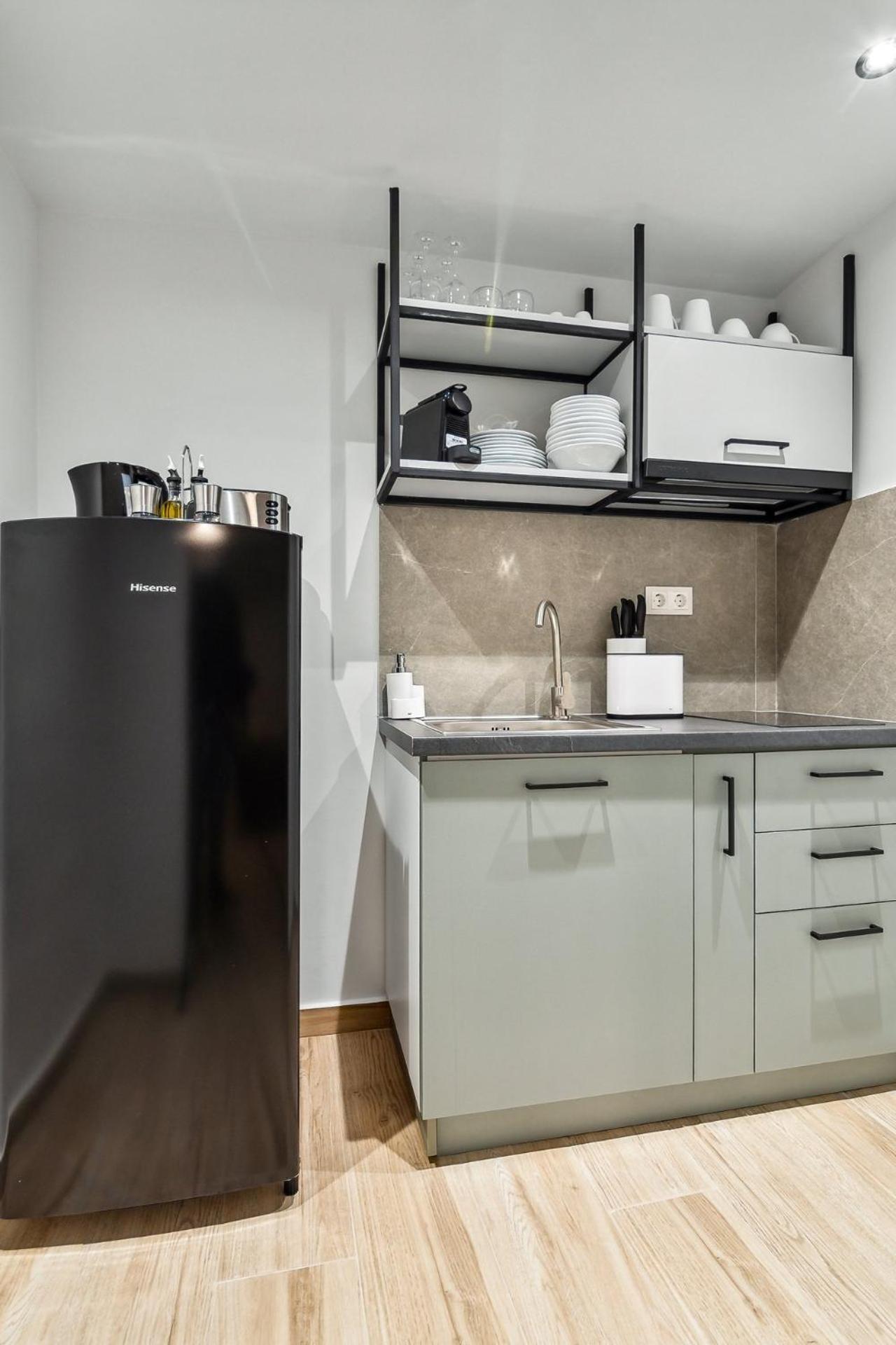 Limehome Athens Solonos City Center Kültér fotó