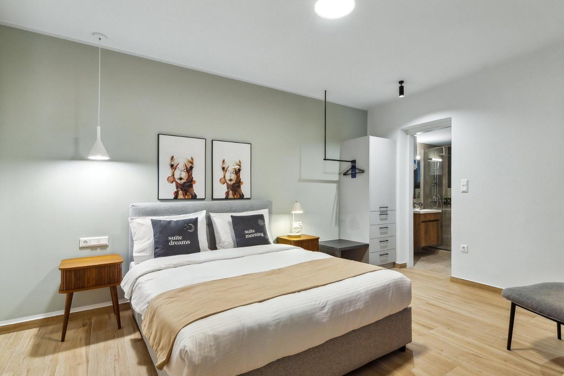 Limehome Athens Solonos City Center Kültér fotó